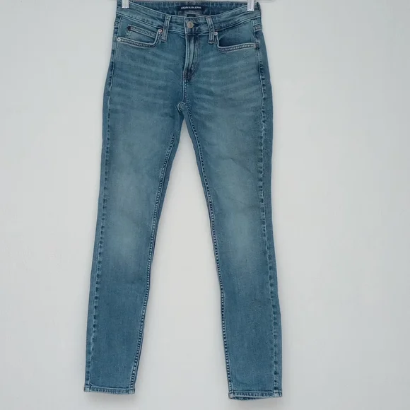 Calvin Klen Jeans | 26/30 Soft Skinny Jeans - Picture 1 of 14